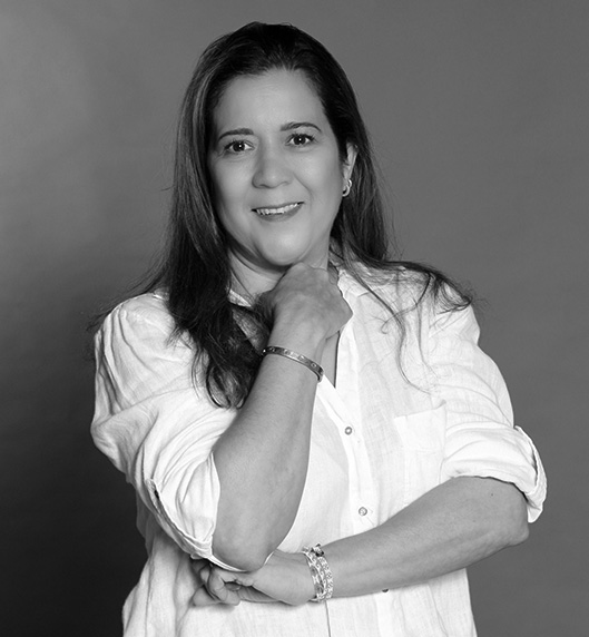 María Elena González